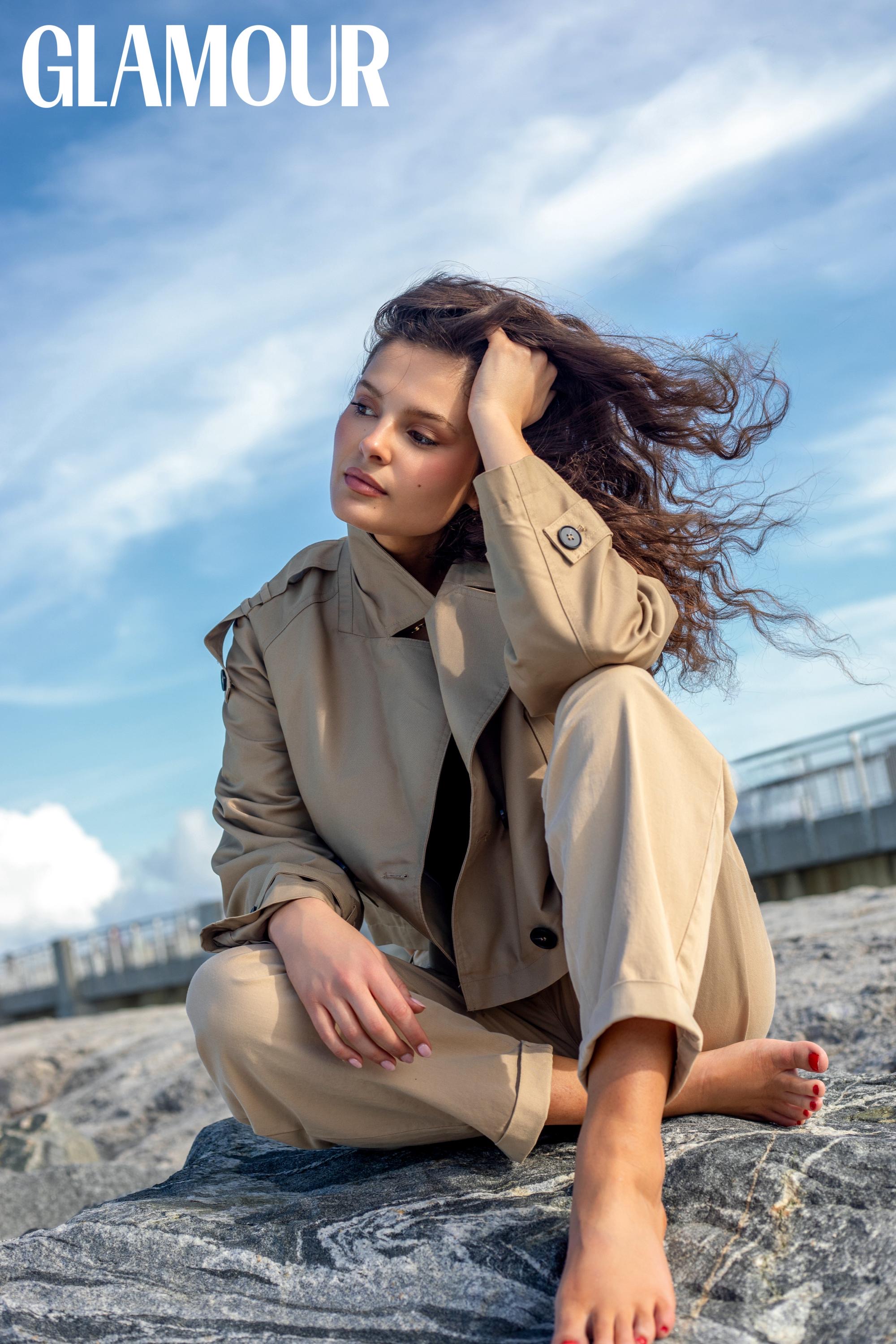 Kenzie Maisel — Between Tides editorial image 8 of 9